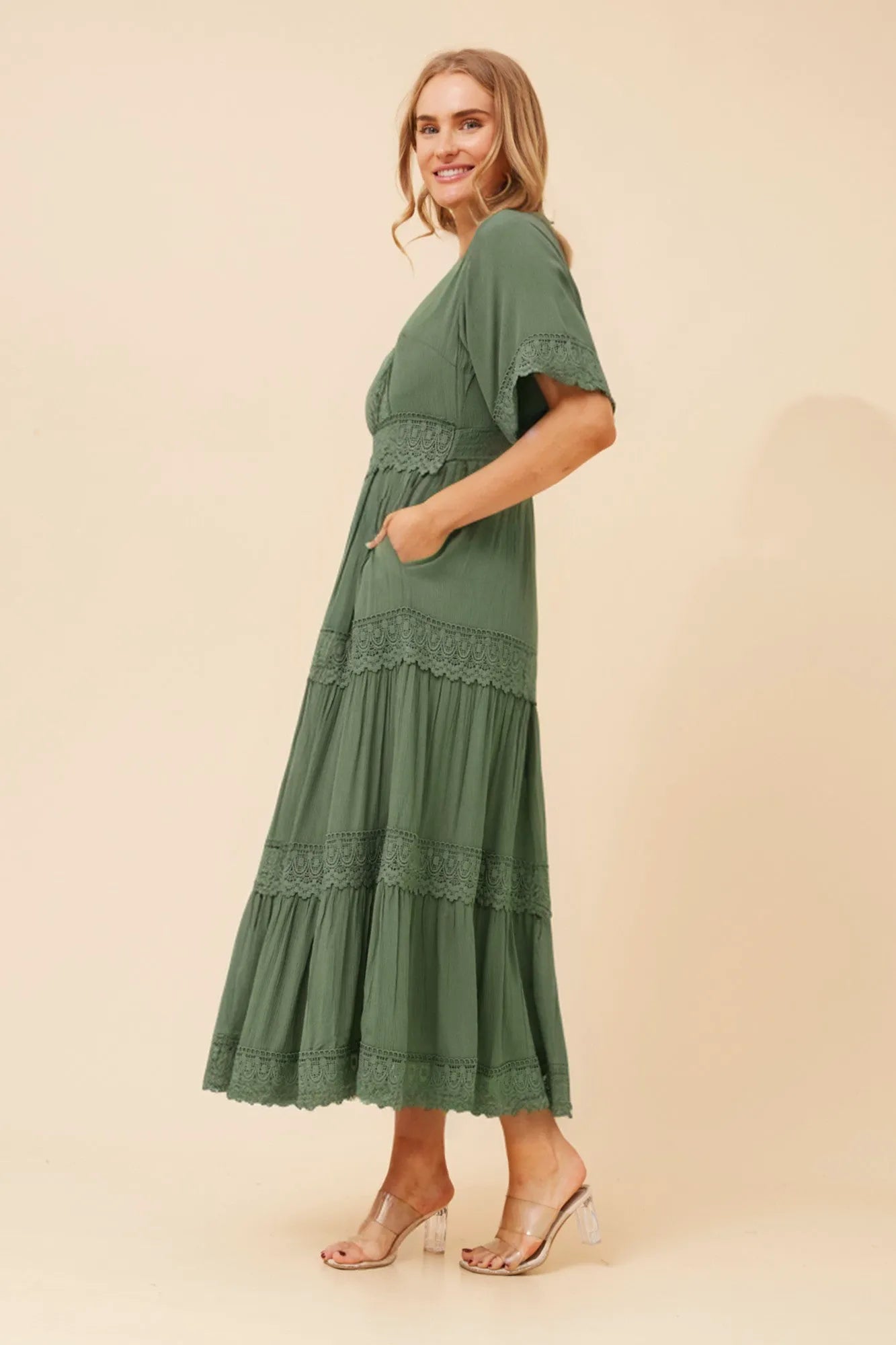KHAKI