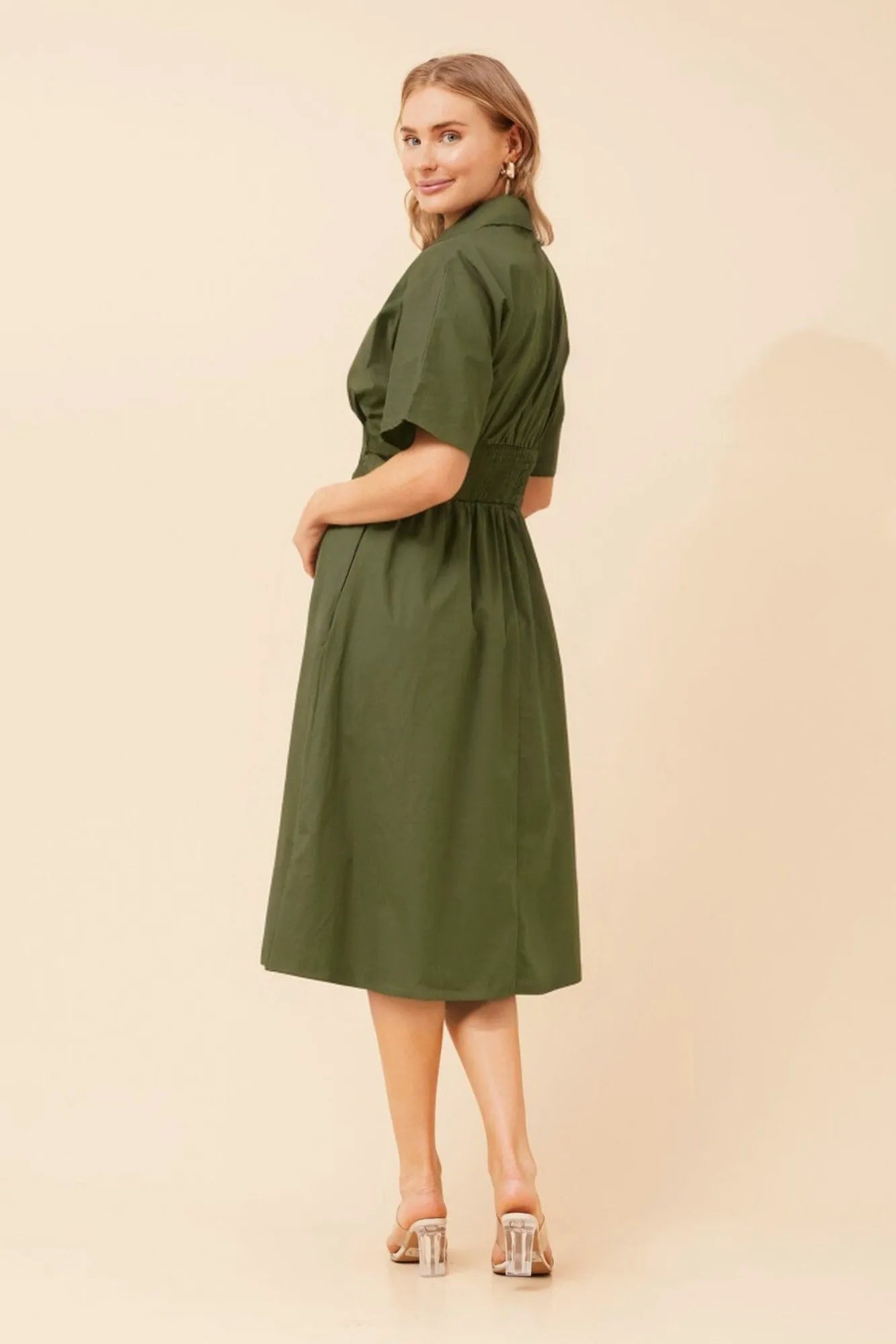 KHAKI