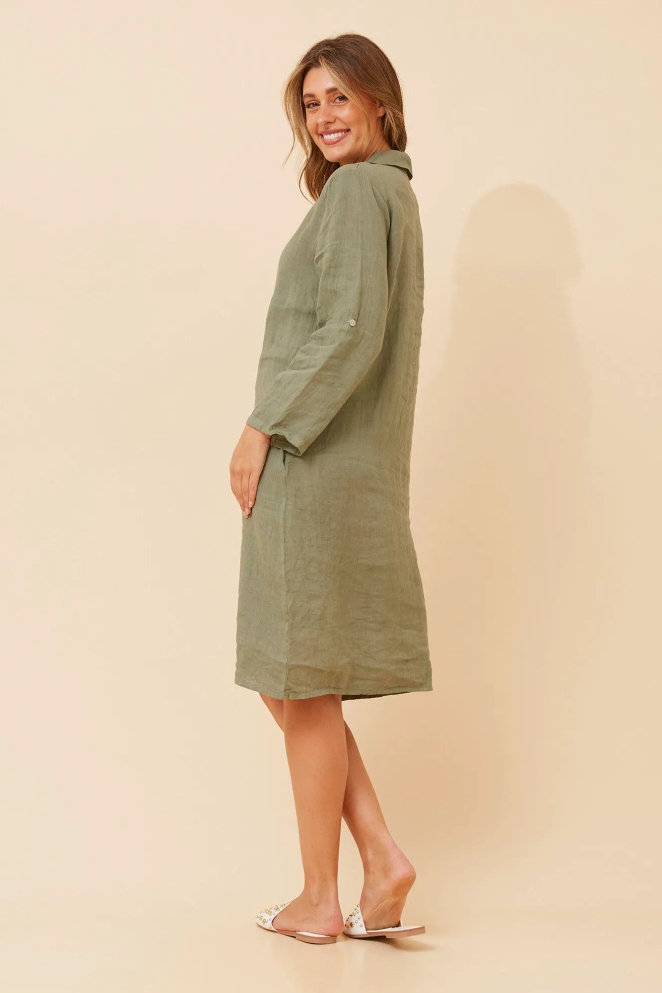 KHAKI