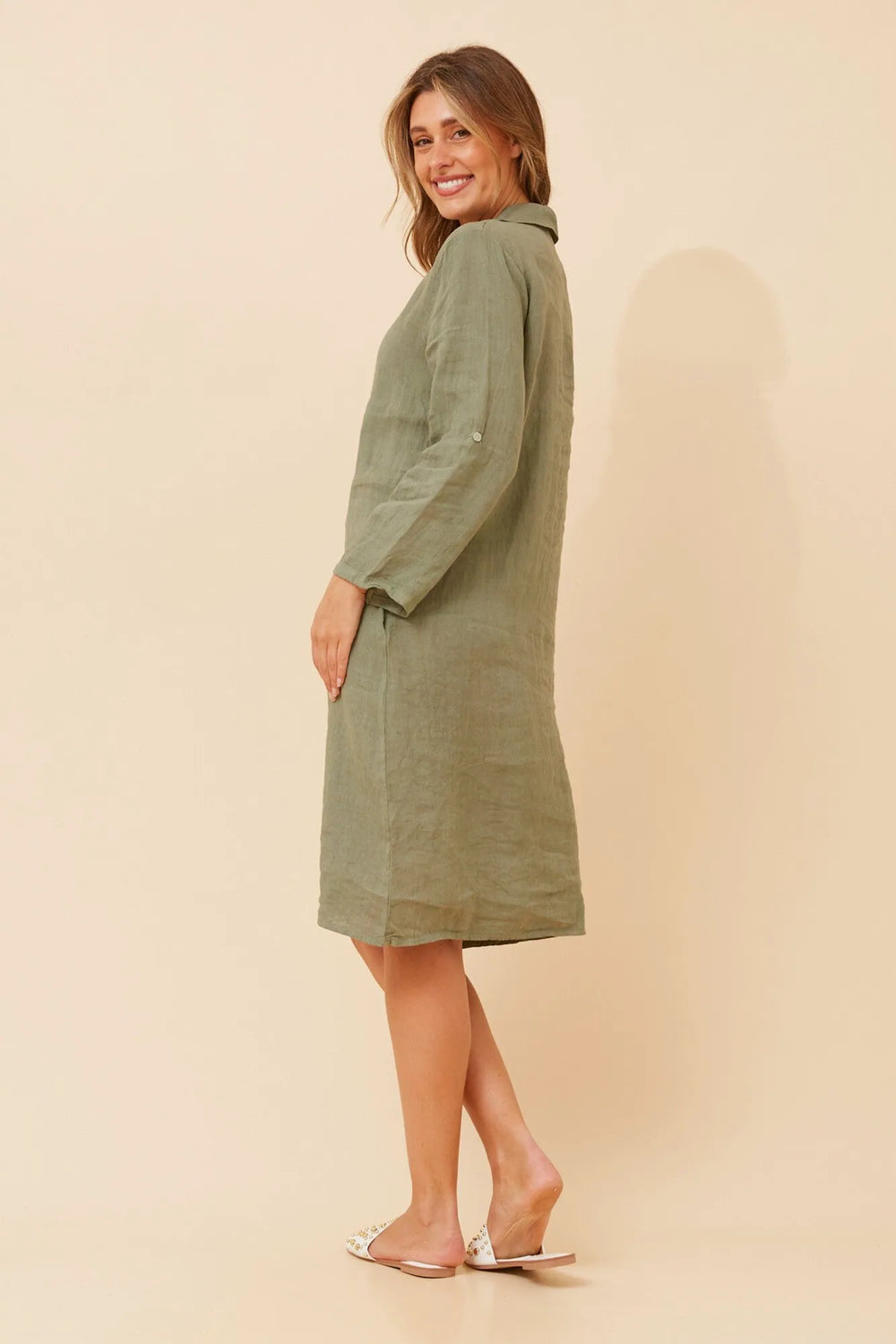 KHAKI