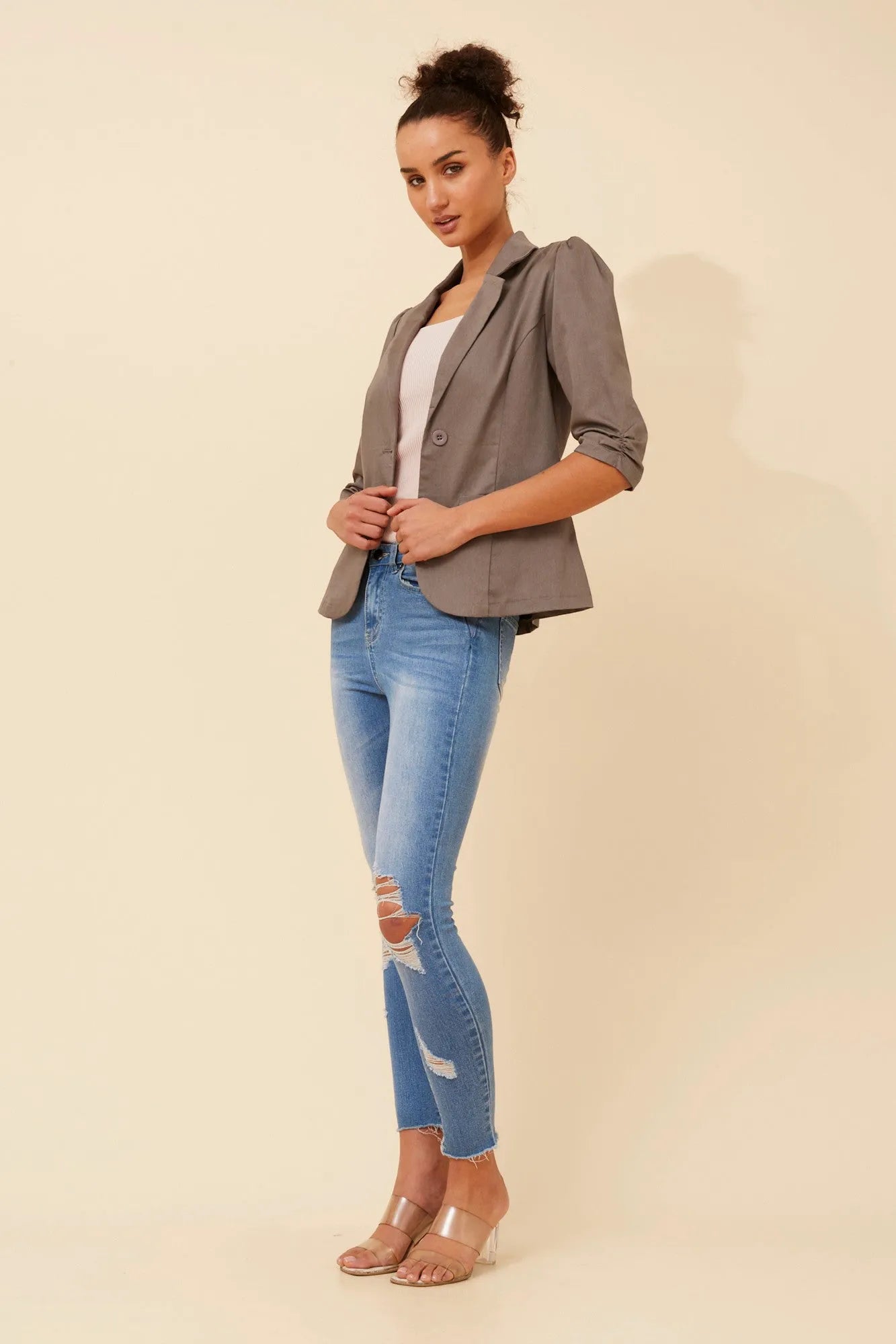 TAUPE