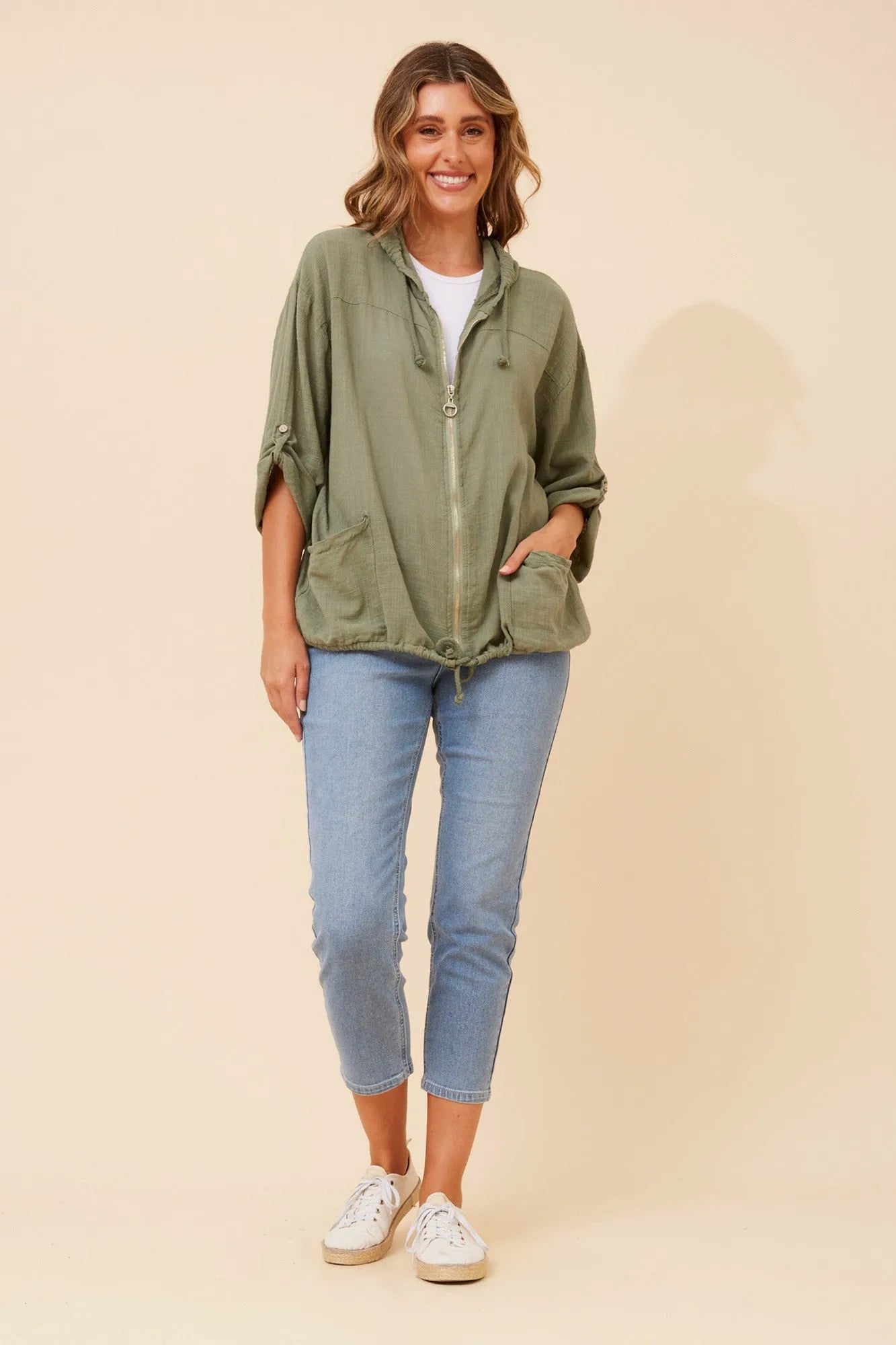 KHAKI