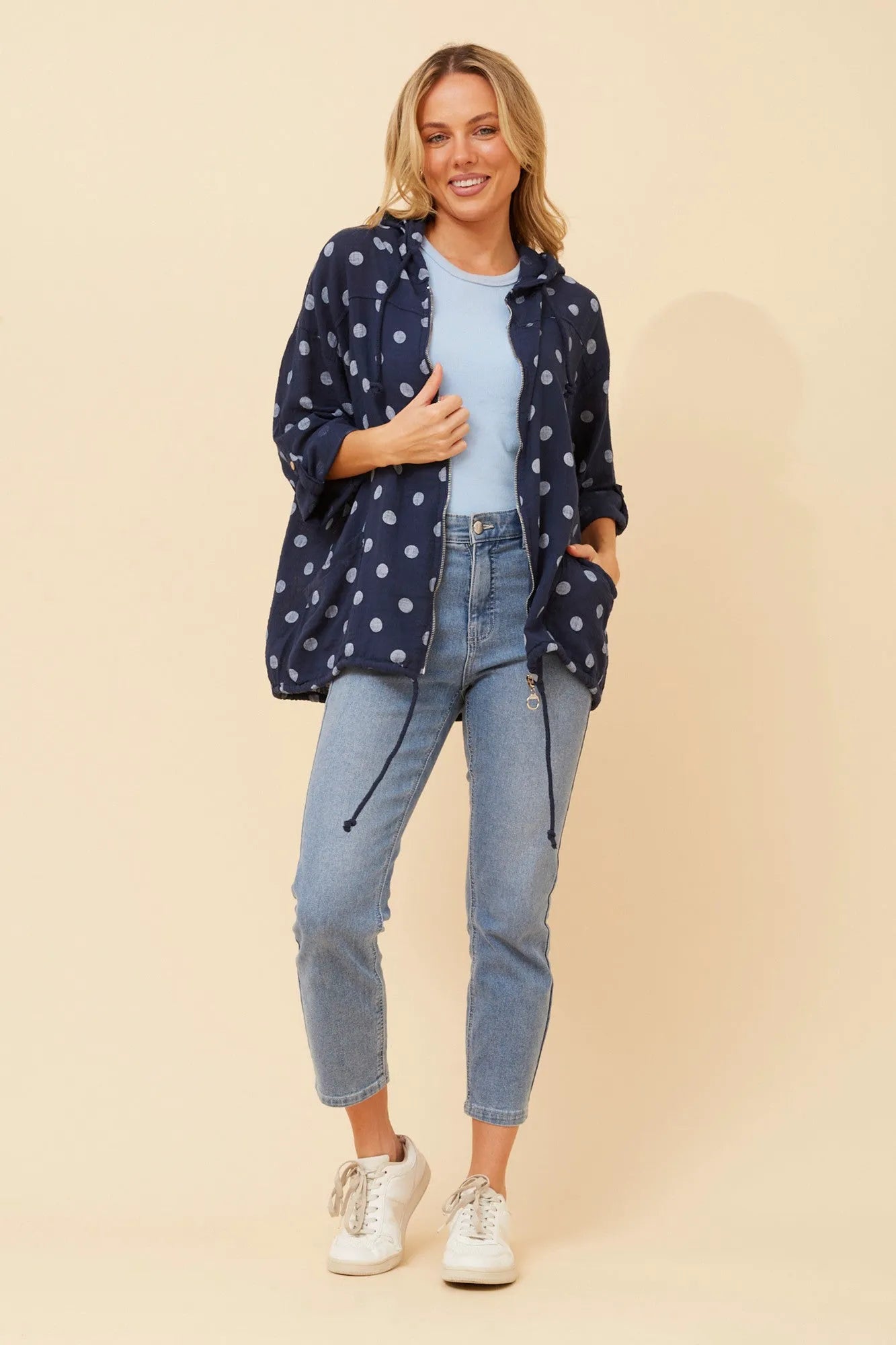 NAVY/WHITE