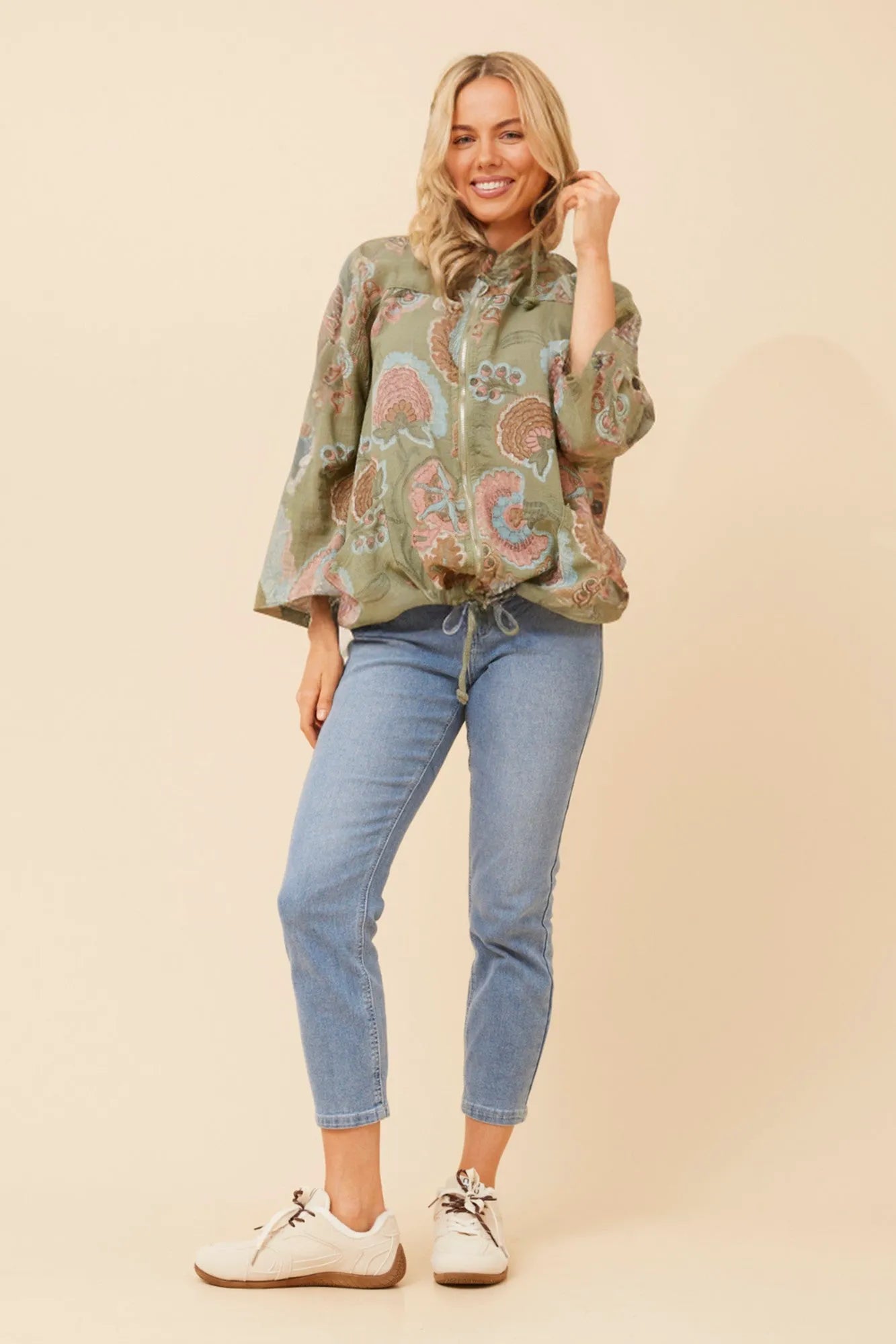 KHAKI