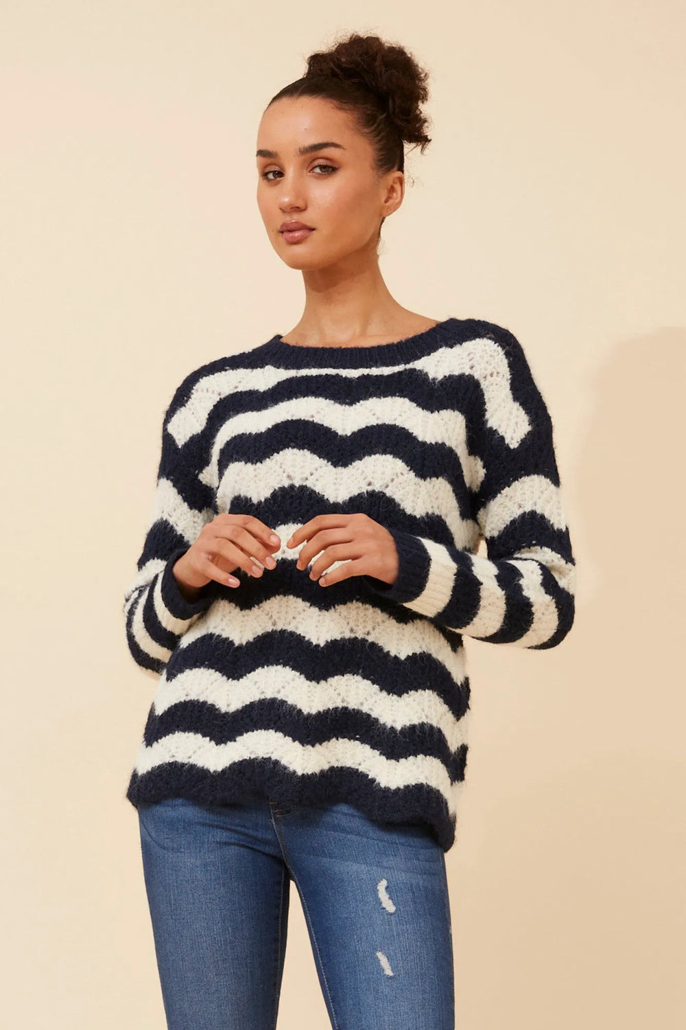 Navy/Cream