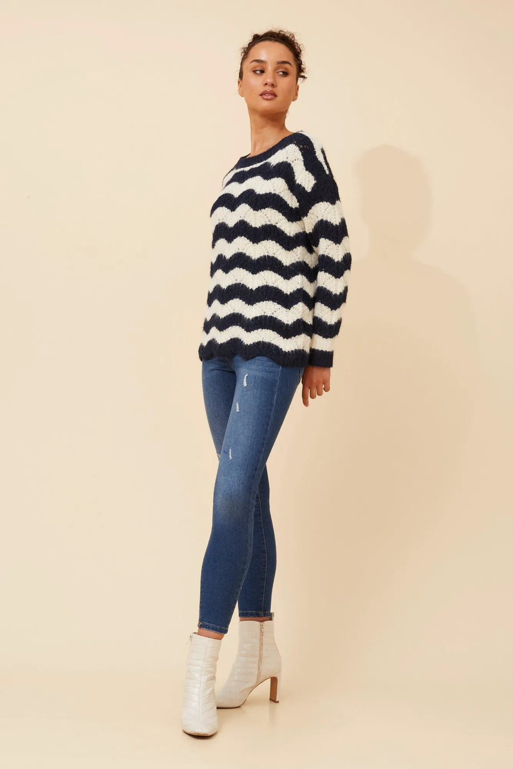 Navy/Cream