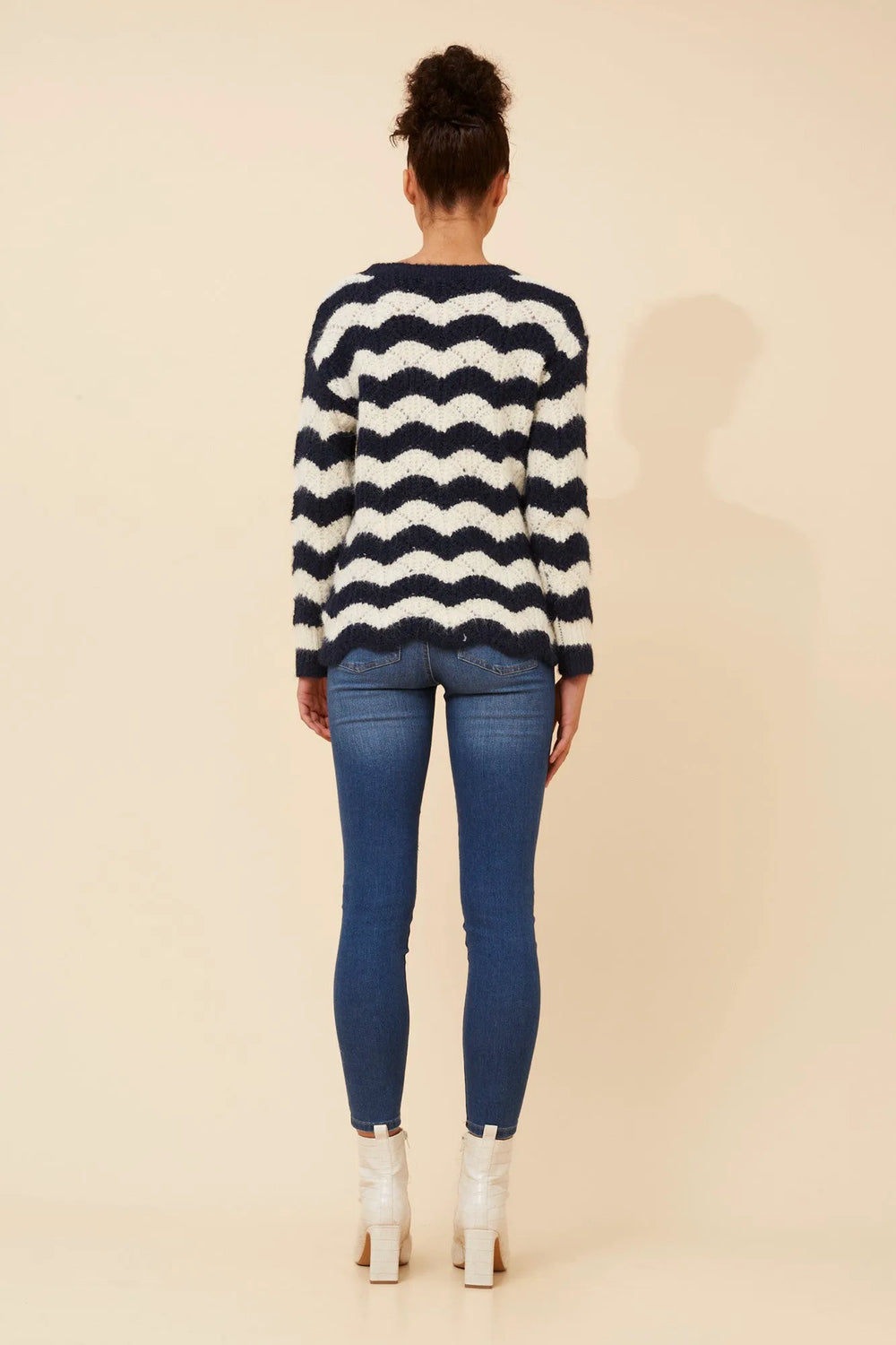 Navy/Cream