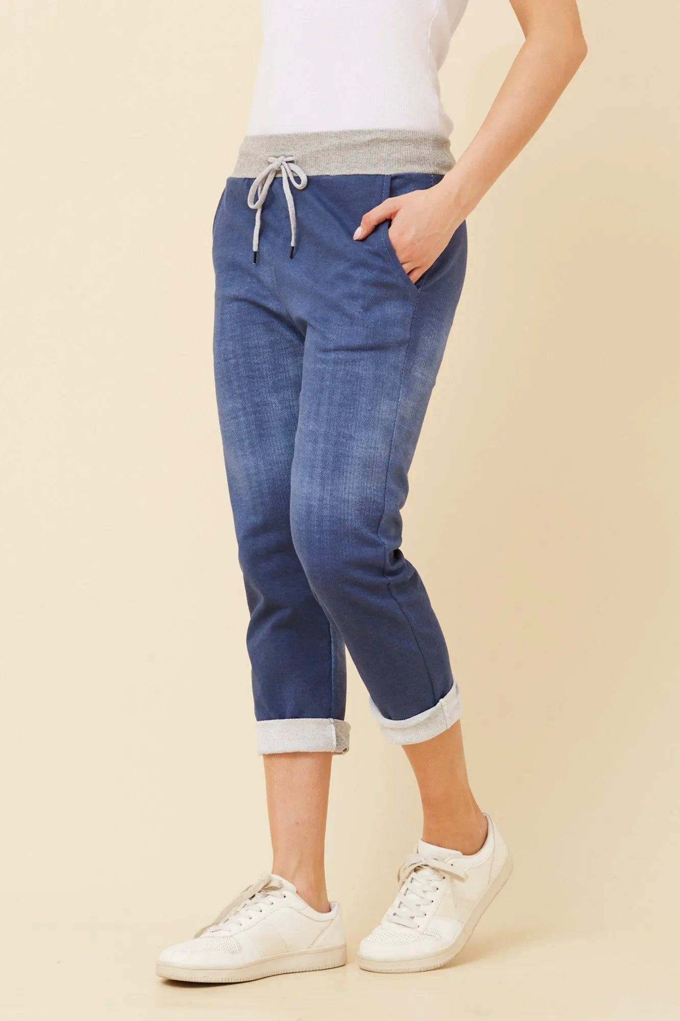 DARK DENIM