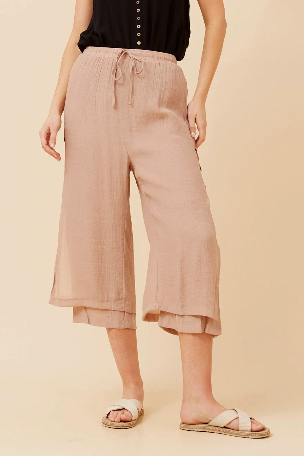 TAUPE