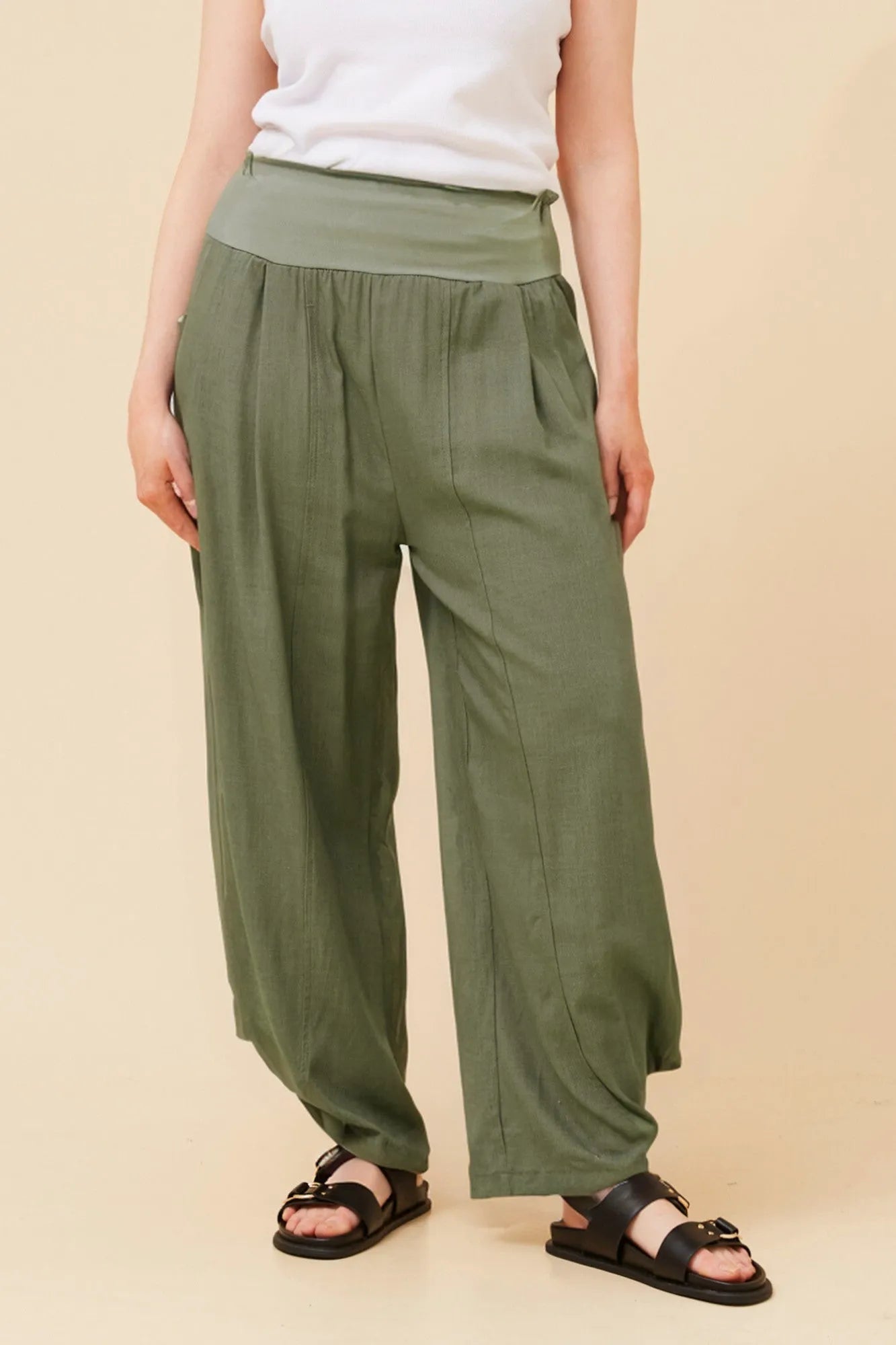 KHAKI