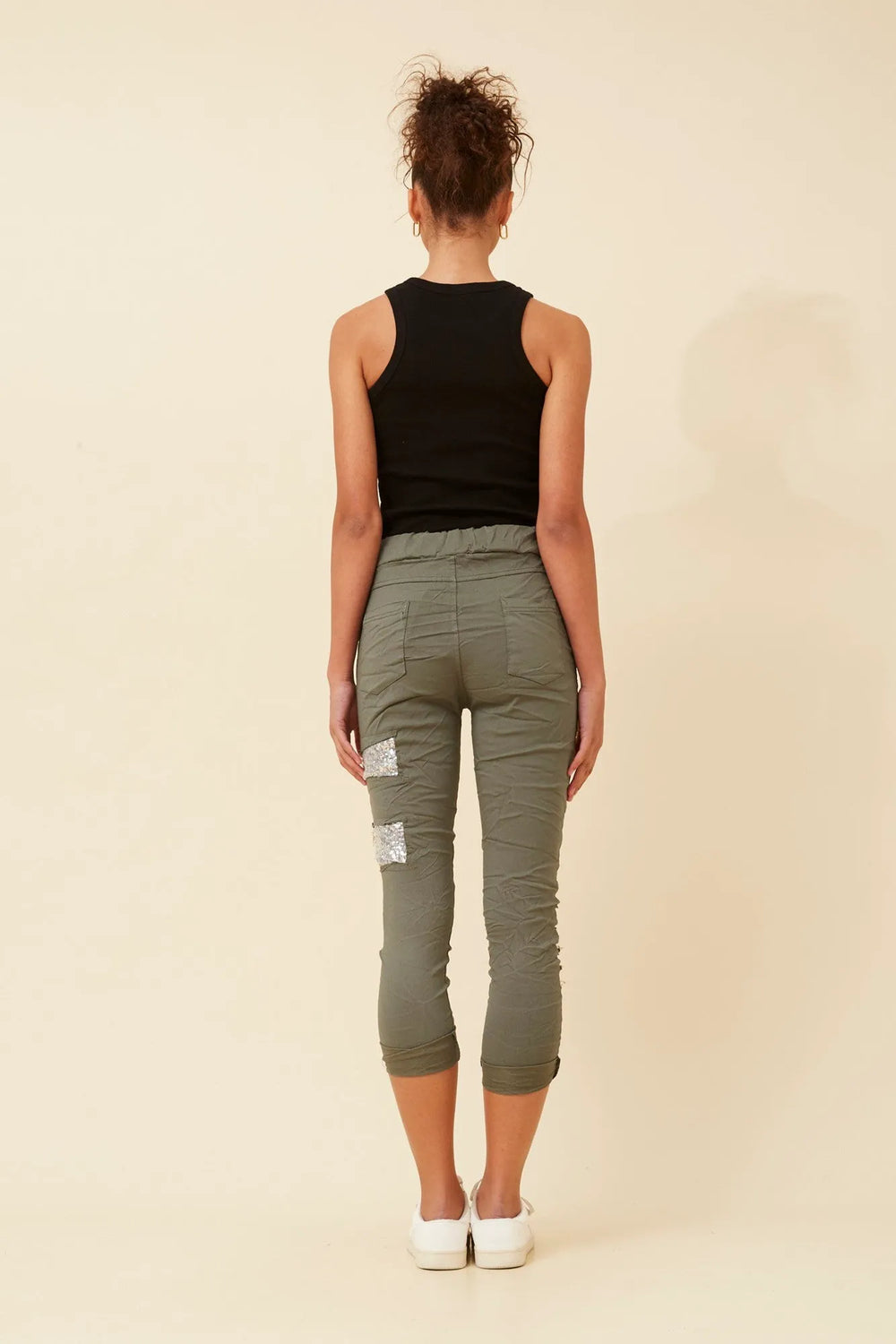 KHAKI