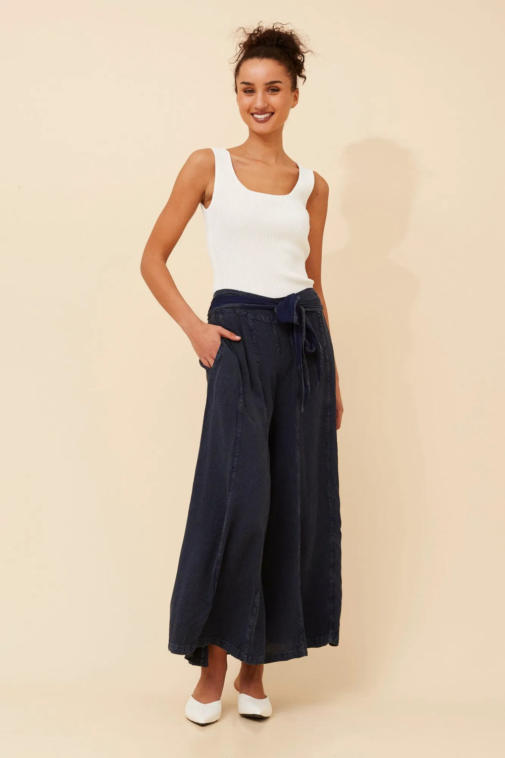 DARK DENIM