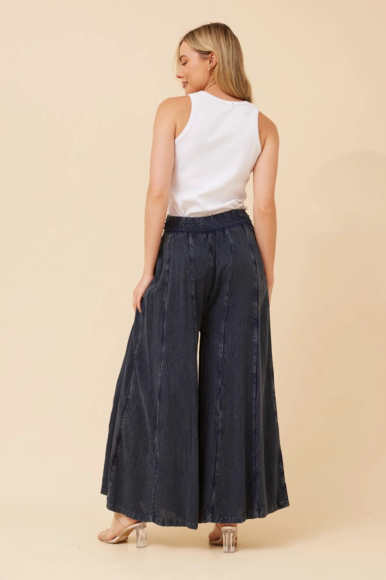 DARK DENIM