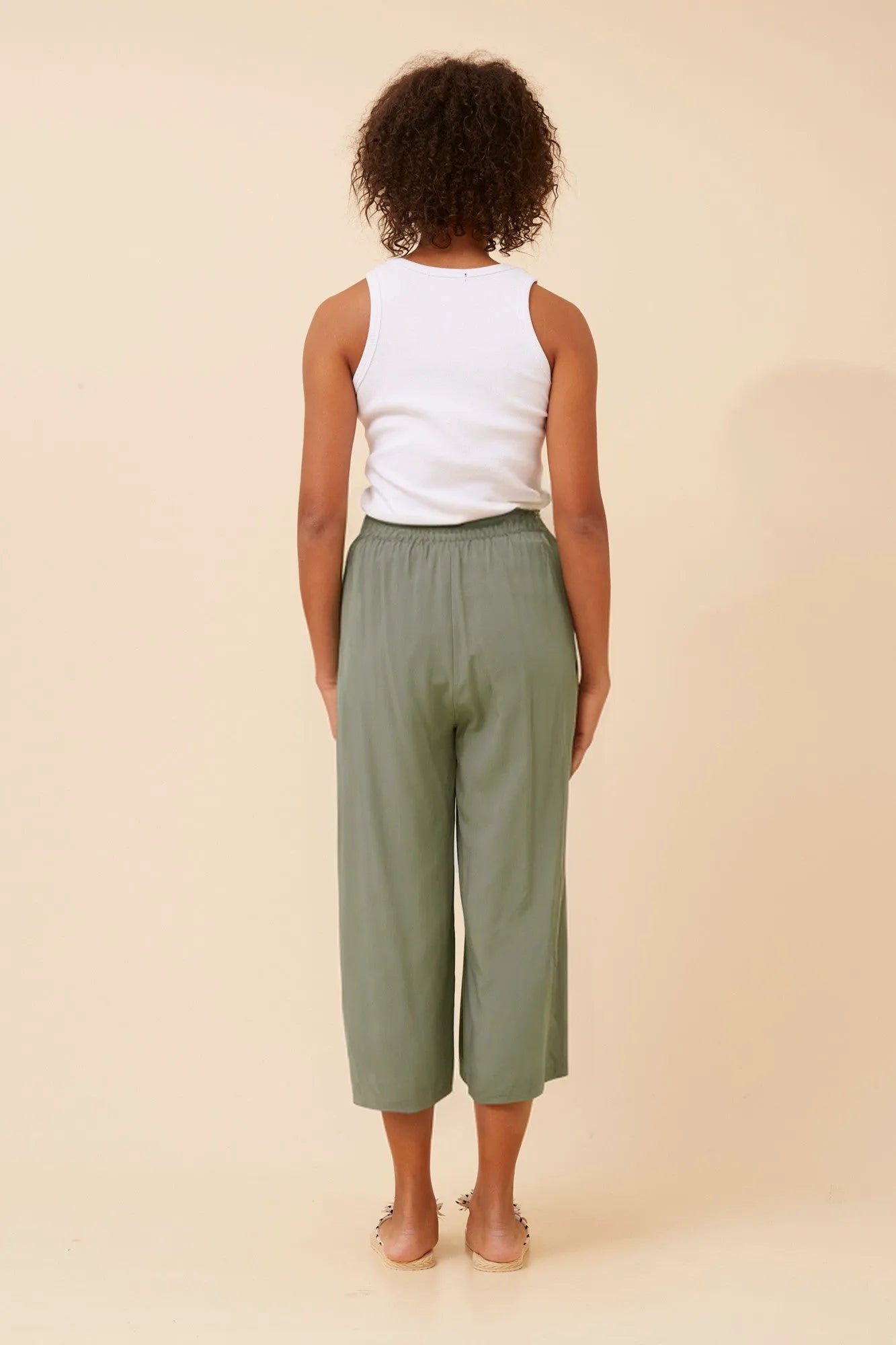 KHAKI