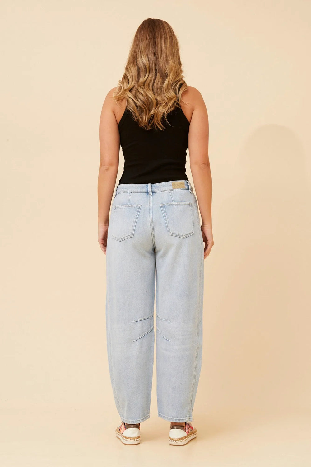 LIGHT DENIM