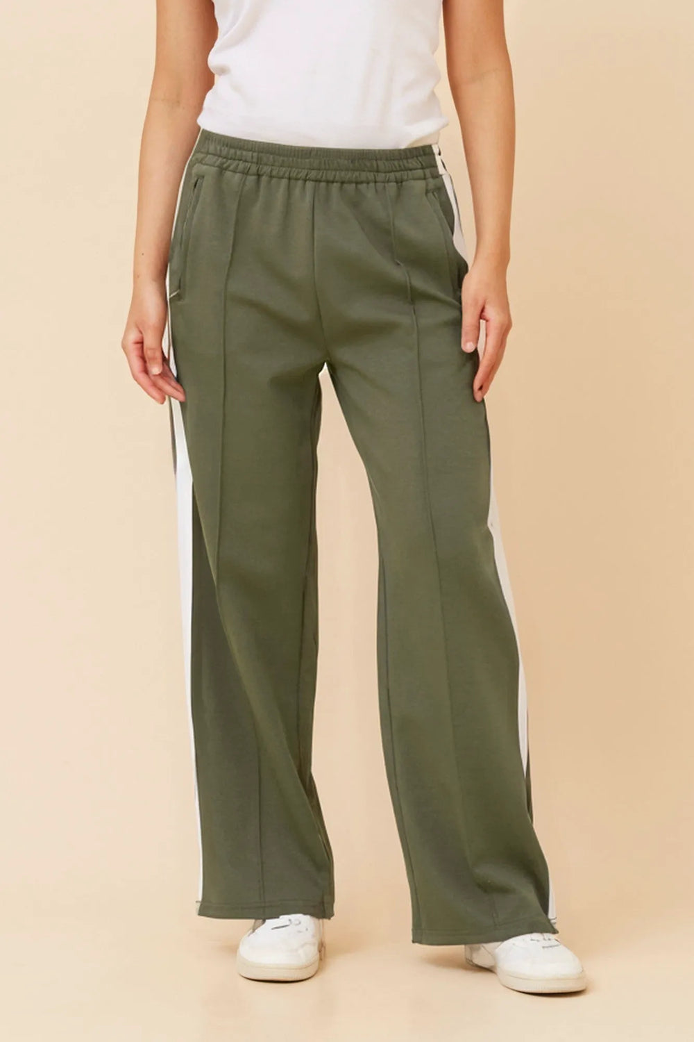 KHAKI