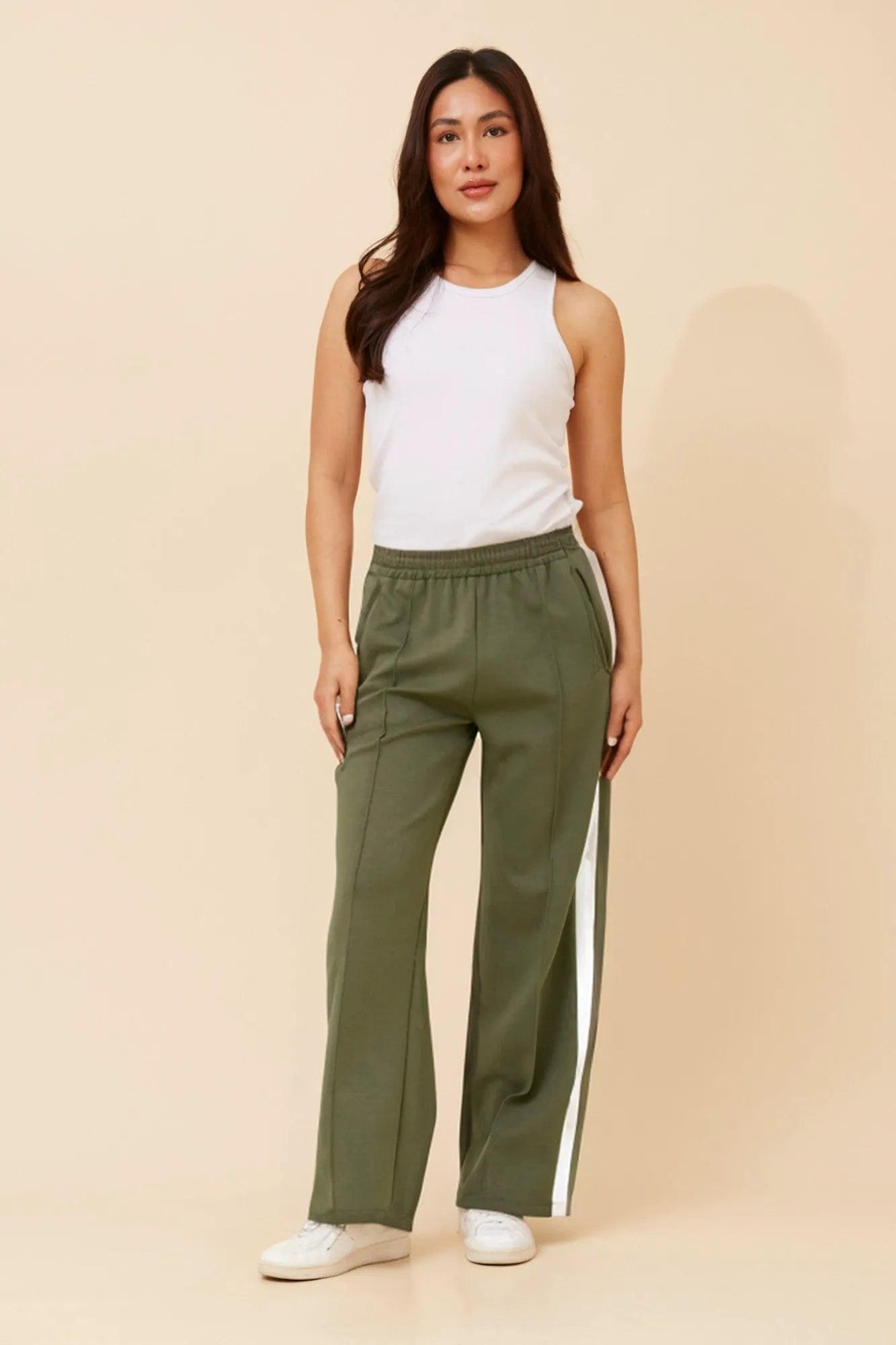 KHAKI
