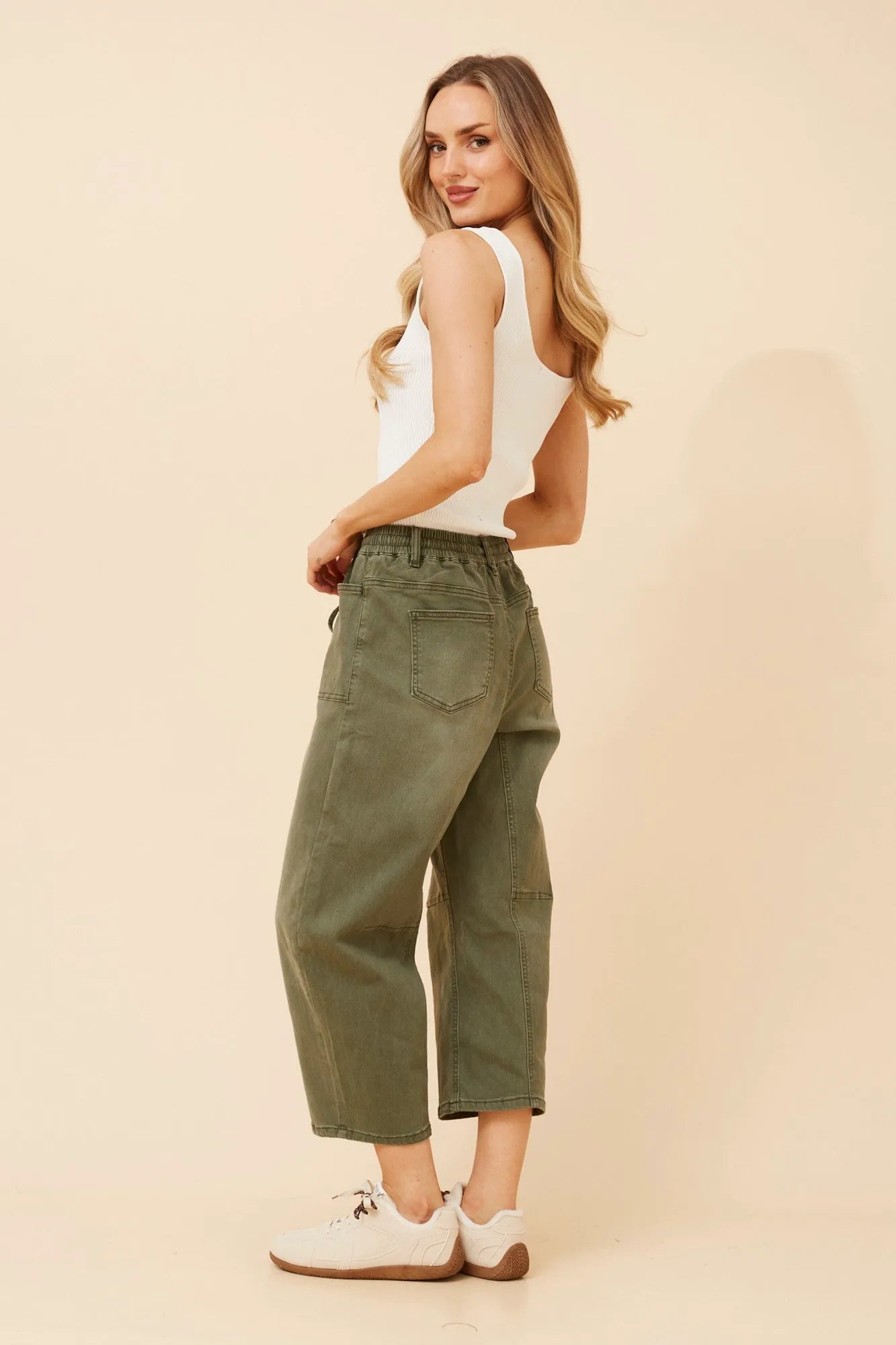 KHAKI