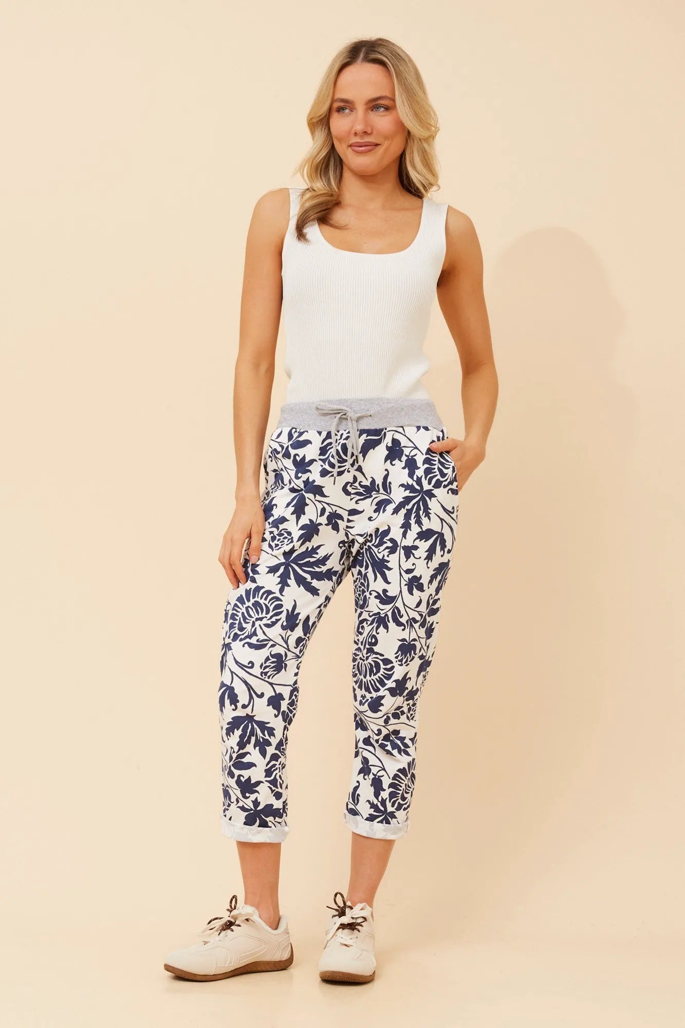 MULTI WHITE