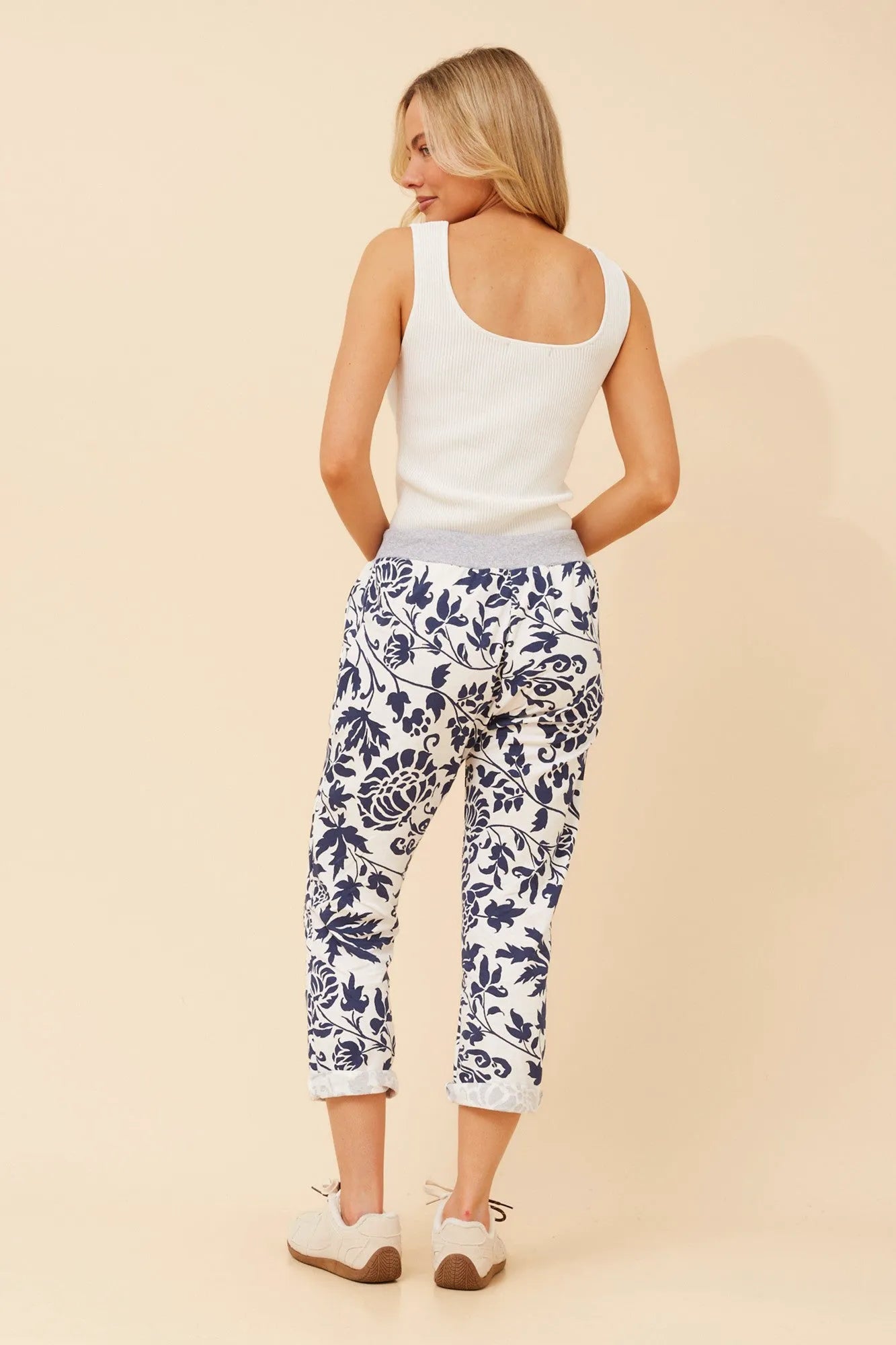 MULTI WHITE
