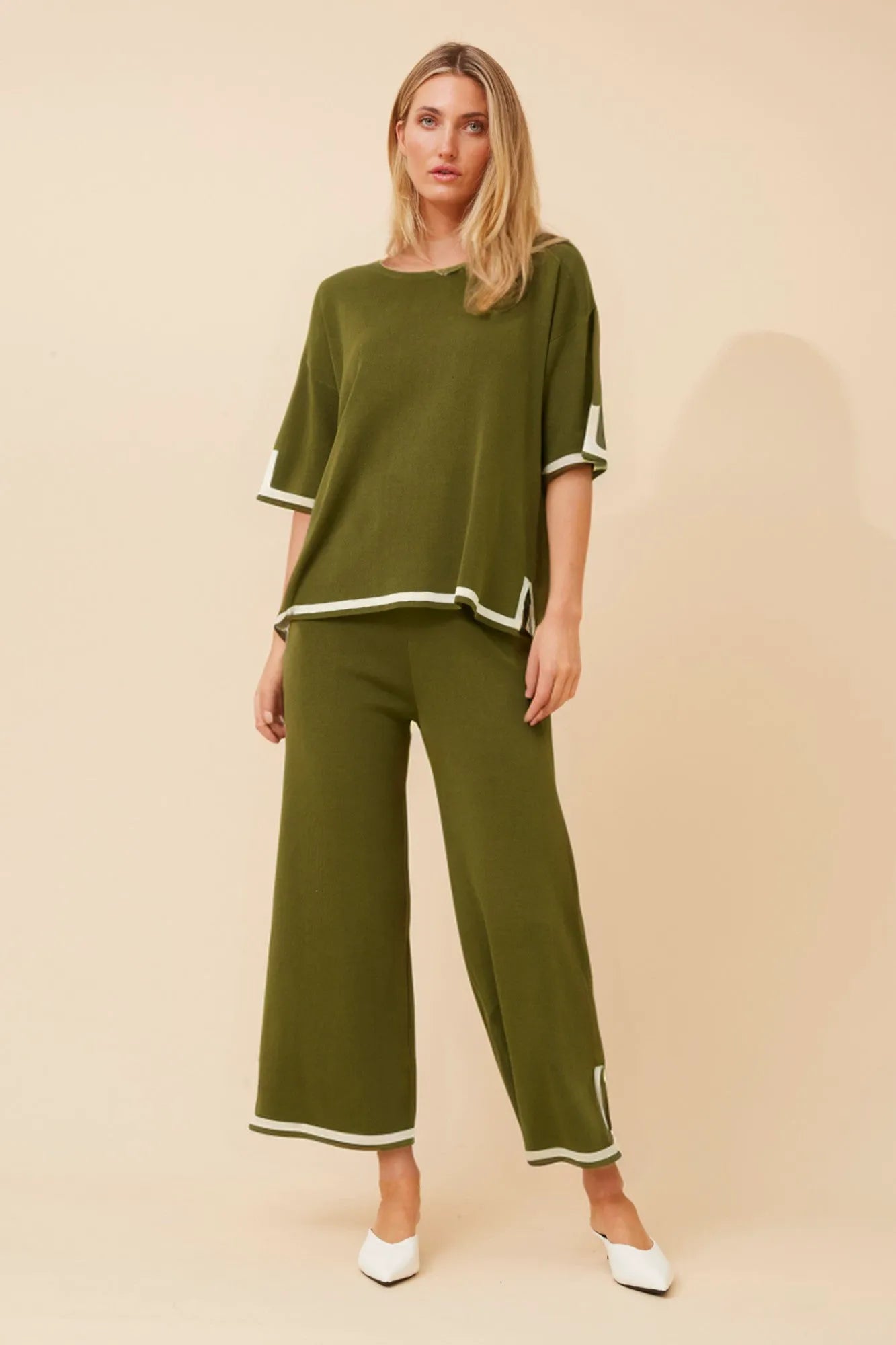KHAKI