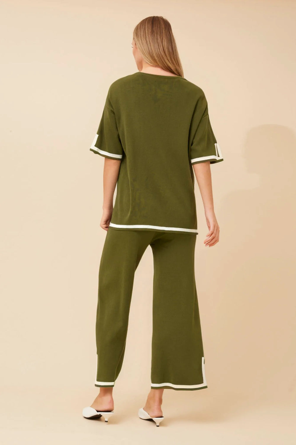 KHAKI