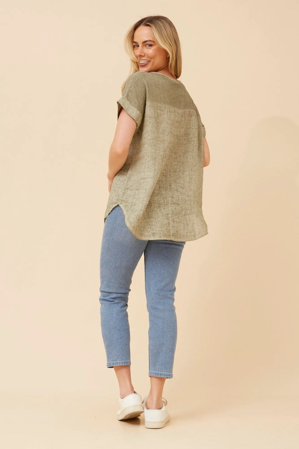 KHAKI